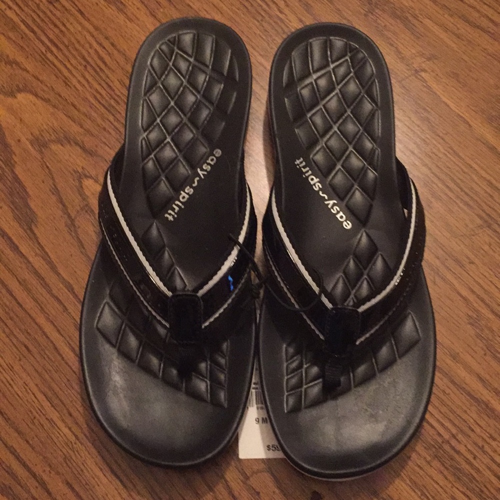 Easy Spirit sandals - Picture 3 of 3